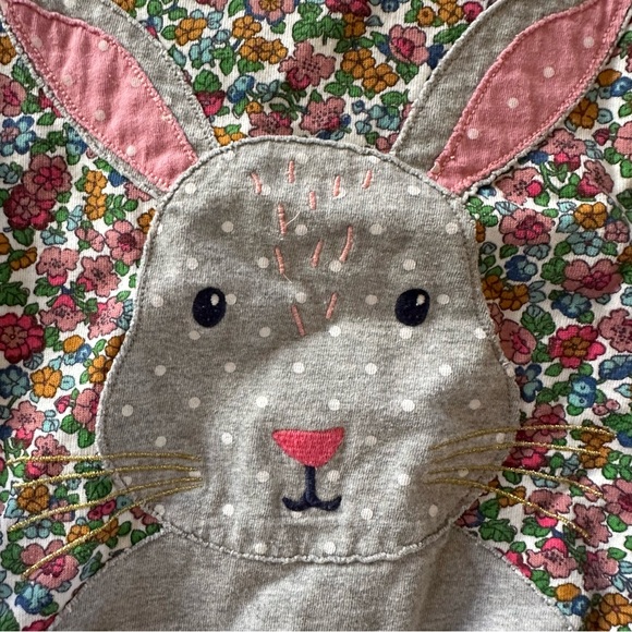 Mini boden bunny sweatshirt vguc 6/7 - Picture 3 of 7